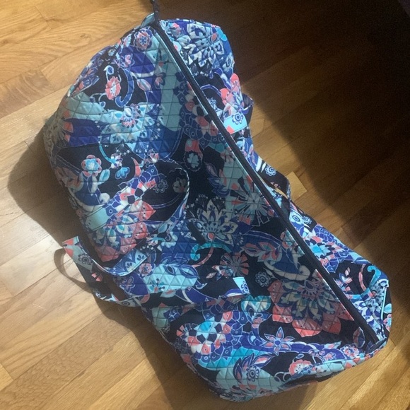 Vera Bradley XL Duffle - Picture 1 of 1